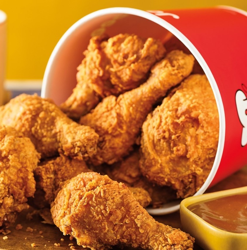 Filipino Fried Chicken Icon Jollibee’s First Michigan Location Is So Very Close to Opening