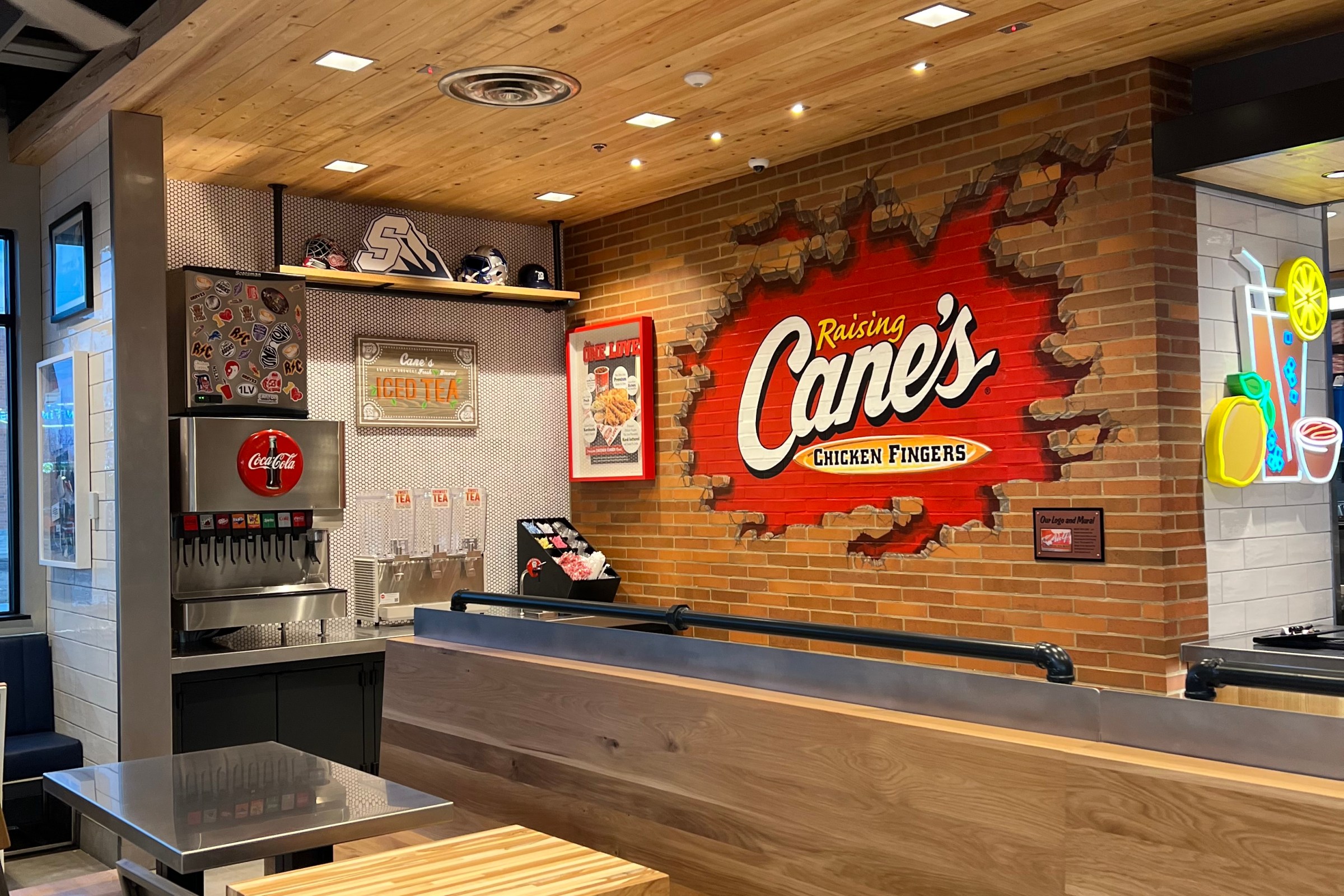 Metro Detroit’s First Raising Cane’s Chicken Fingers Has Arrived
